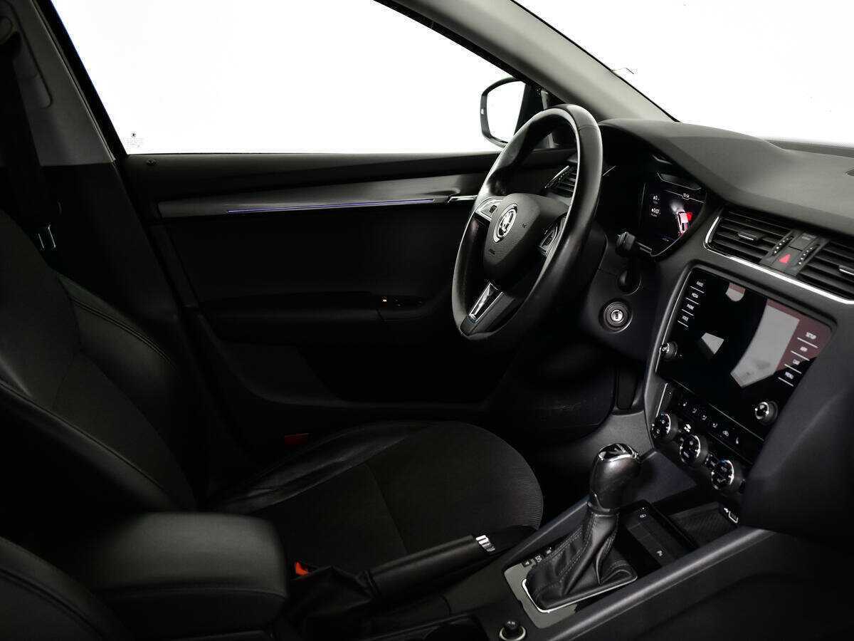 Skoda Octavia с пробегом — 2019 год. Фото: #7
