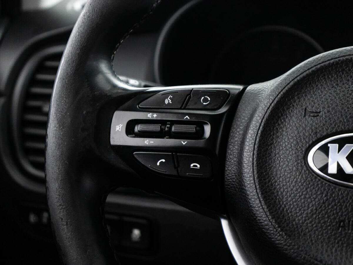 Kia Rio с пробегом — 2019 год. Фото: #21