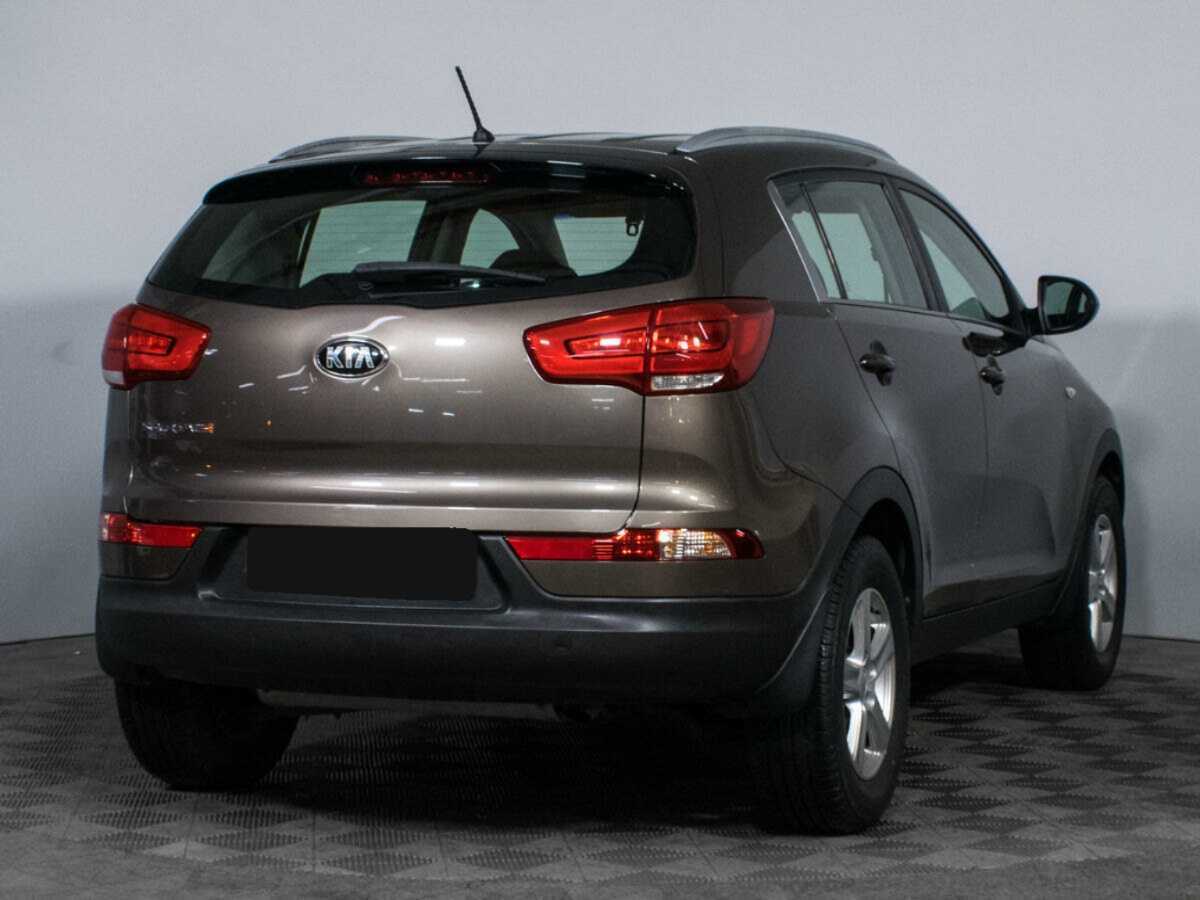 Kia Sportage с пробегом — 2015 год. Фото: #3