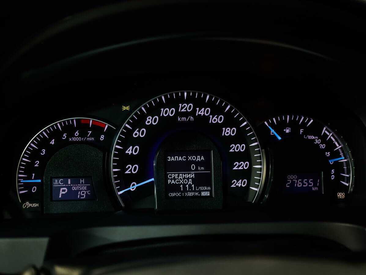 Toyota Camry с пробегом — 2013 год. Фото: #17