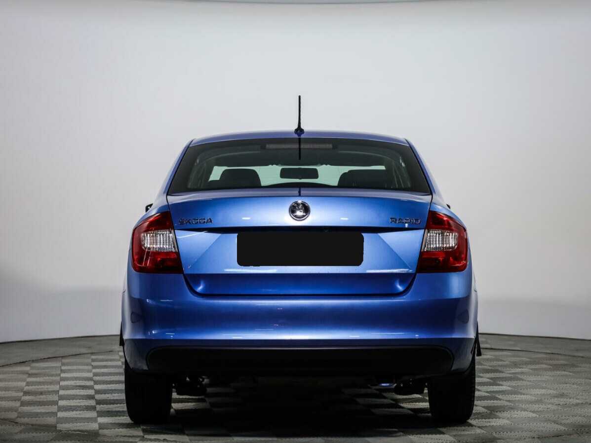 Skoda Rapid с пробегом — 2016 год. Фото: #4