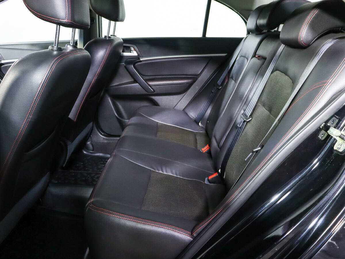 Geely Emgrand 7 с пробегом — 2016 год. Фото: #7