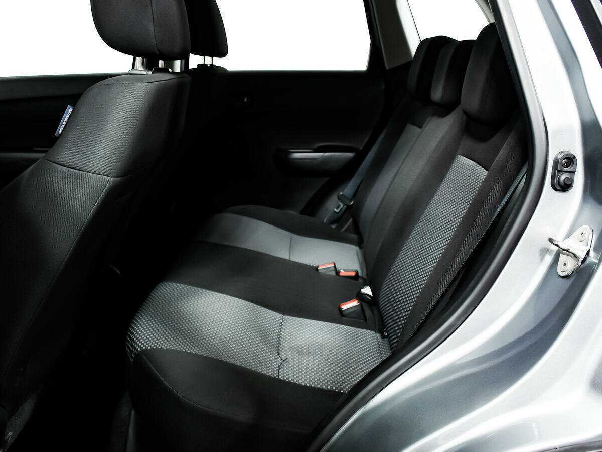 Suzuki Vitara с пробегом — 2016 год. Фото: #11