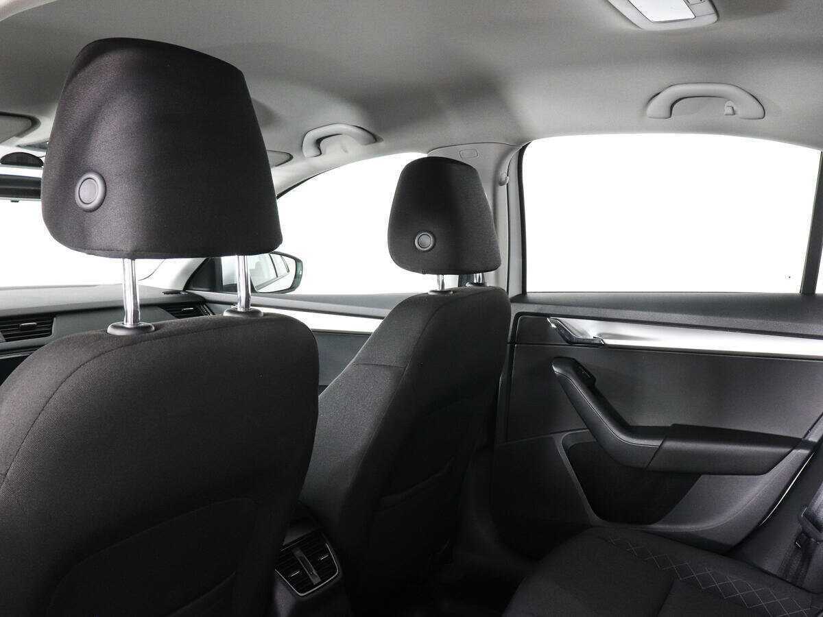 Skoda Octavia с пробегом — 2020 год. Фото: #11