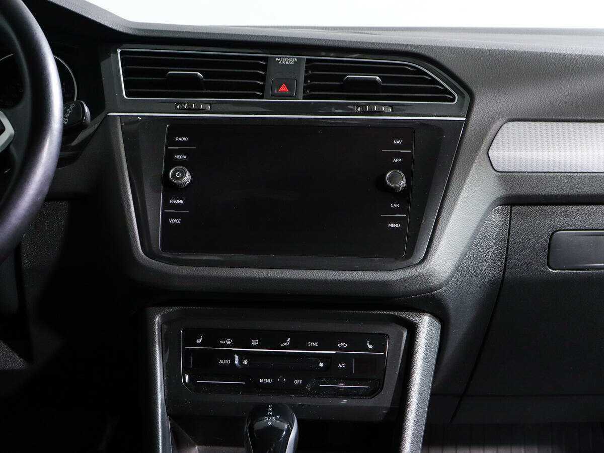 Volkswagen Tiguan с пробегом — 2020 год. Фото: #12