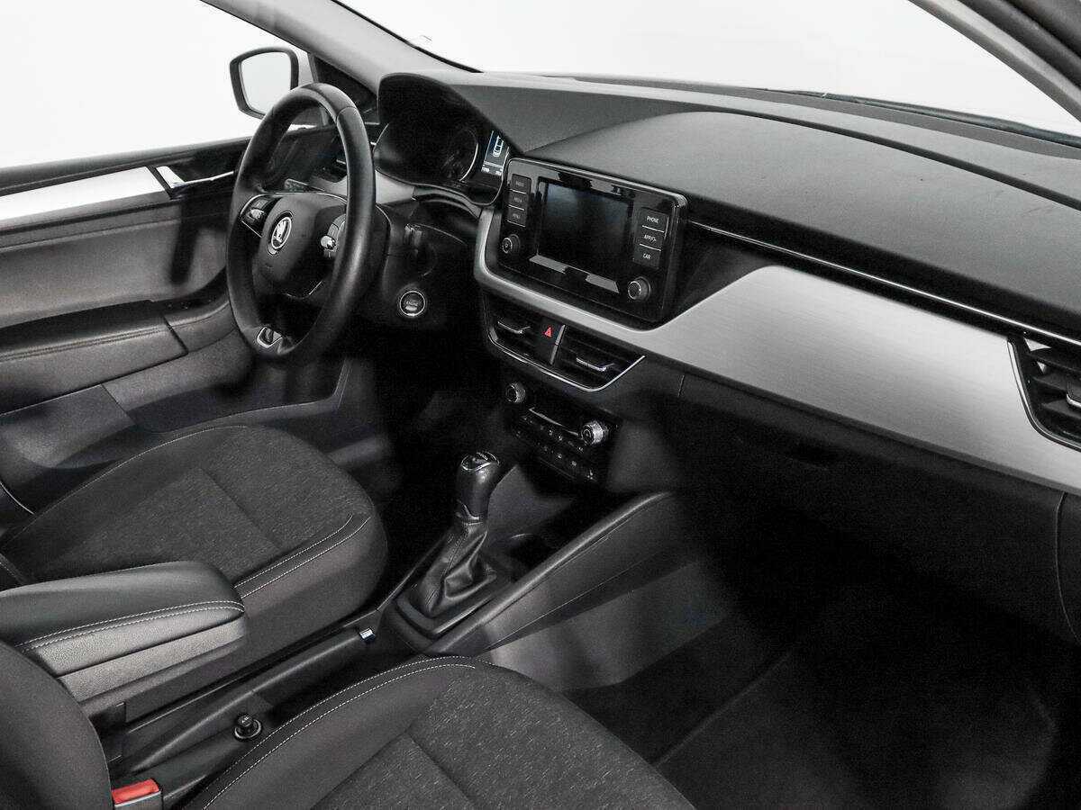 Skoda Rapid с пробегом — 2020 год. Фото: #10