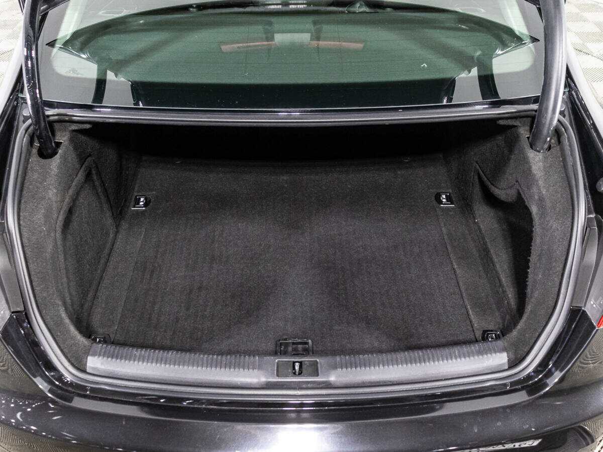 Audi A4 с пробегом — 2012 год. Фото: #14