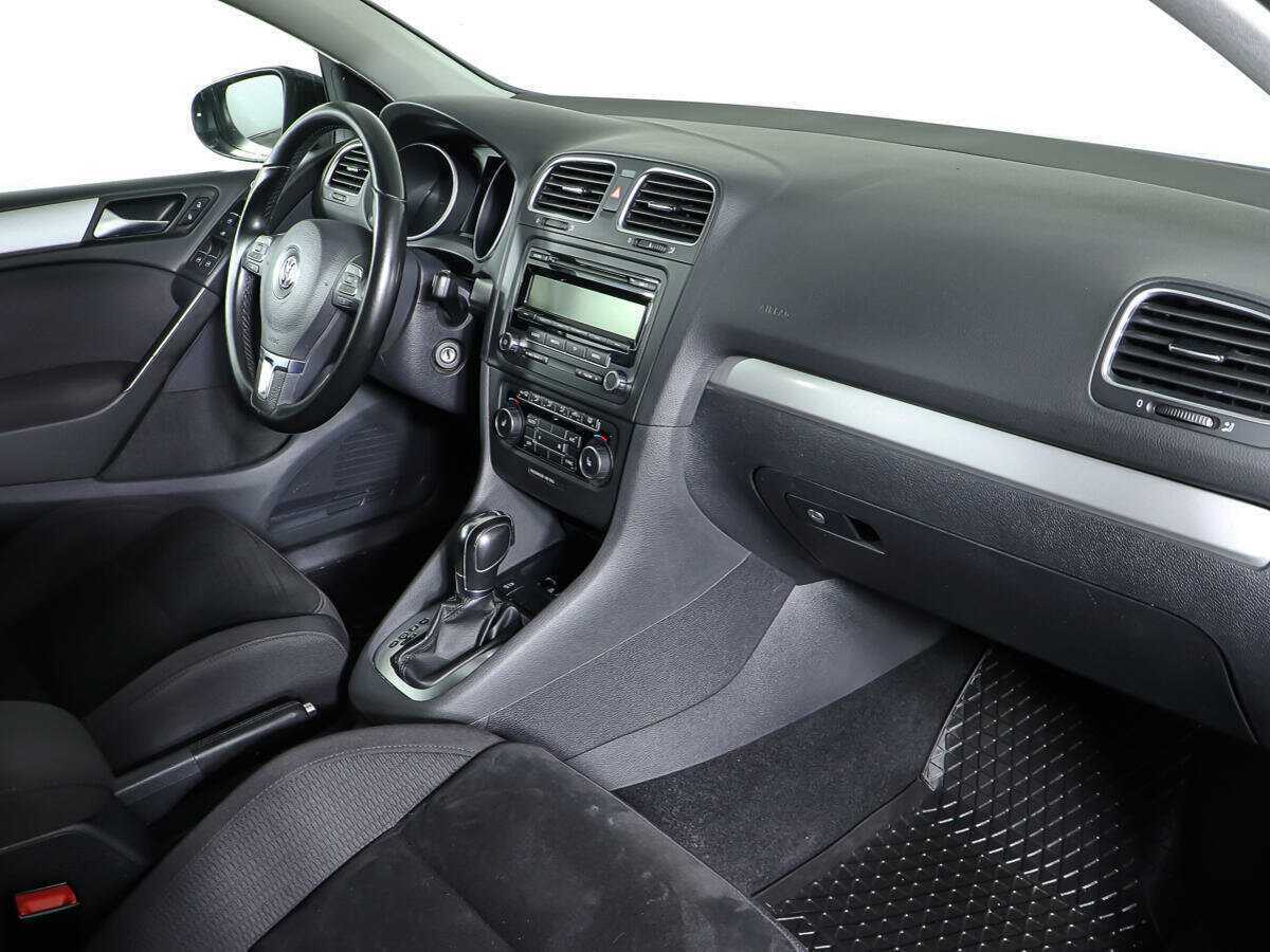 Volkswagen Golf с пробегом — 2012 год. Фото: #4