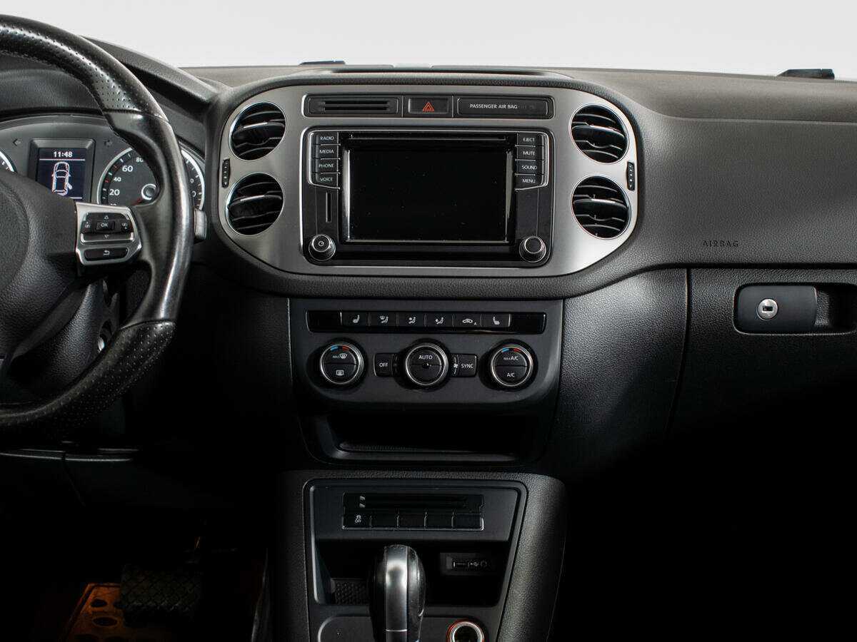 Volkswagen Tiguan с пробегом — 2016 год. Фото: #8