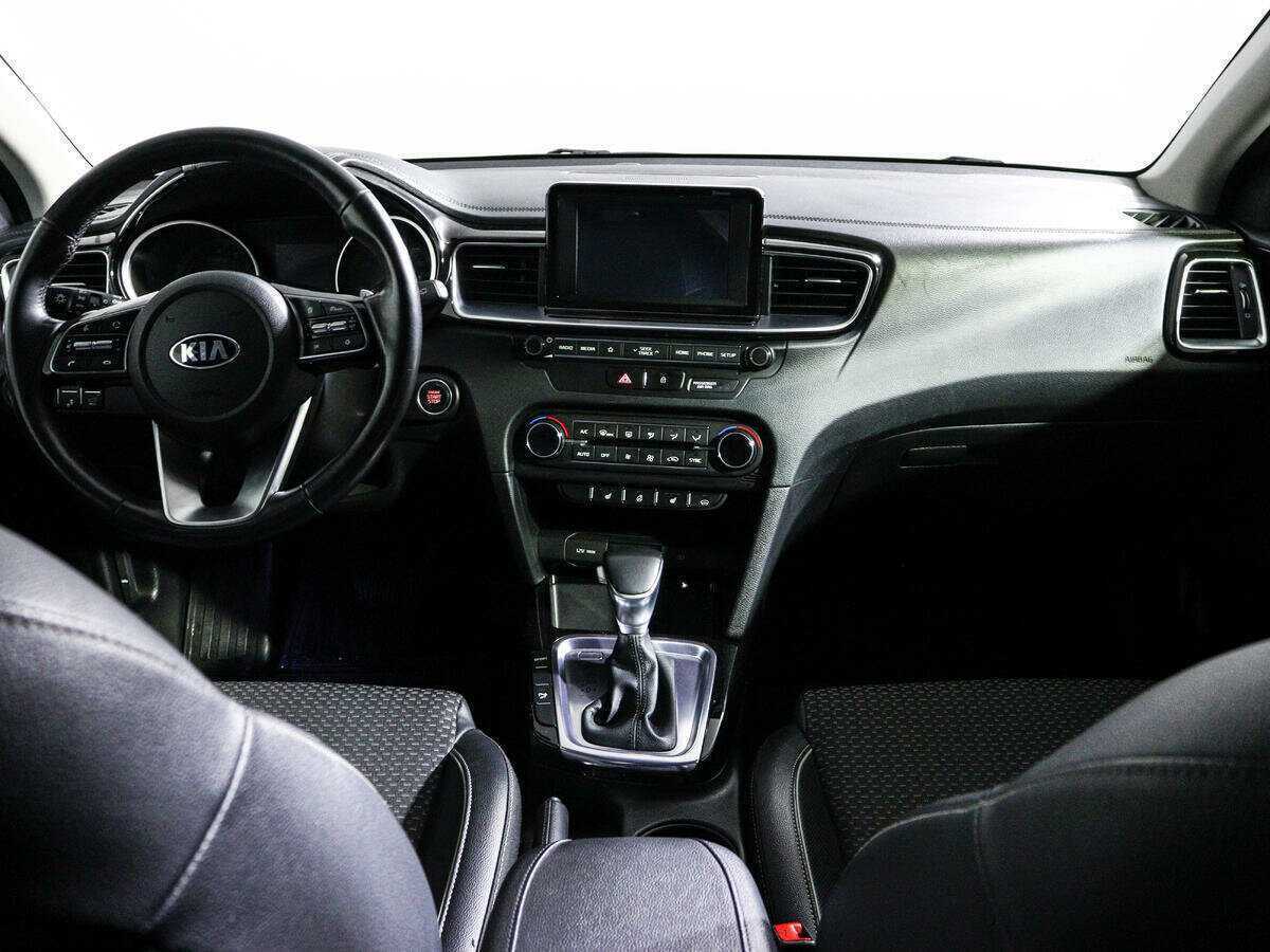 Kia Ceed с пробегом — 2019 год. Фото: #9
