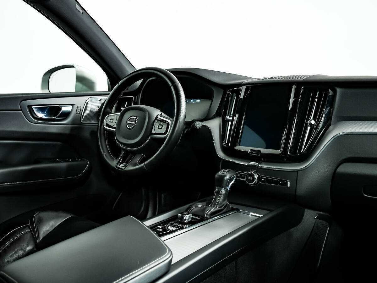 Volvo XC60 с пробегом — 2019 год. Фото: #8