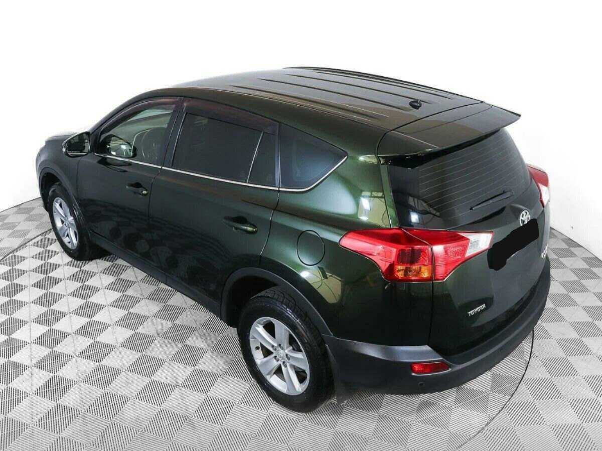 Toyota RAV4 с пробегом — 2012 год. Фото: #20