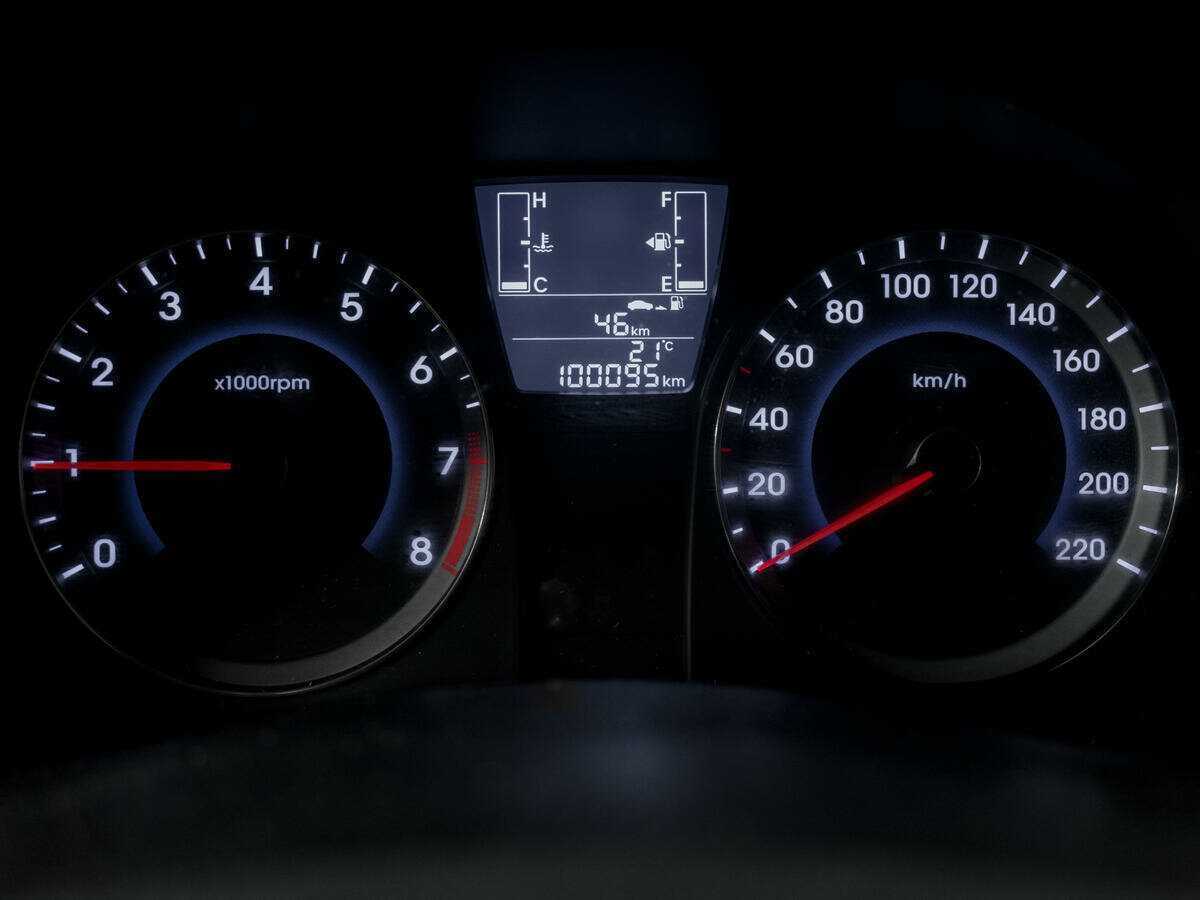 Hyundai Solaris с пробегом — 2016 год. Фото: #10