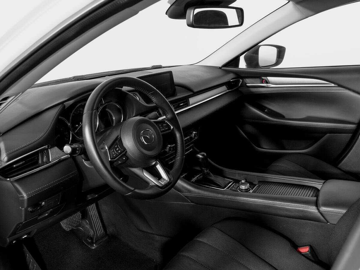 Mazda 6 с пробегом — 2018 год. Фото: #14