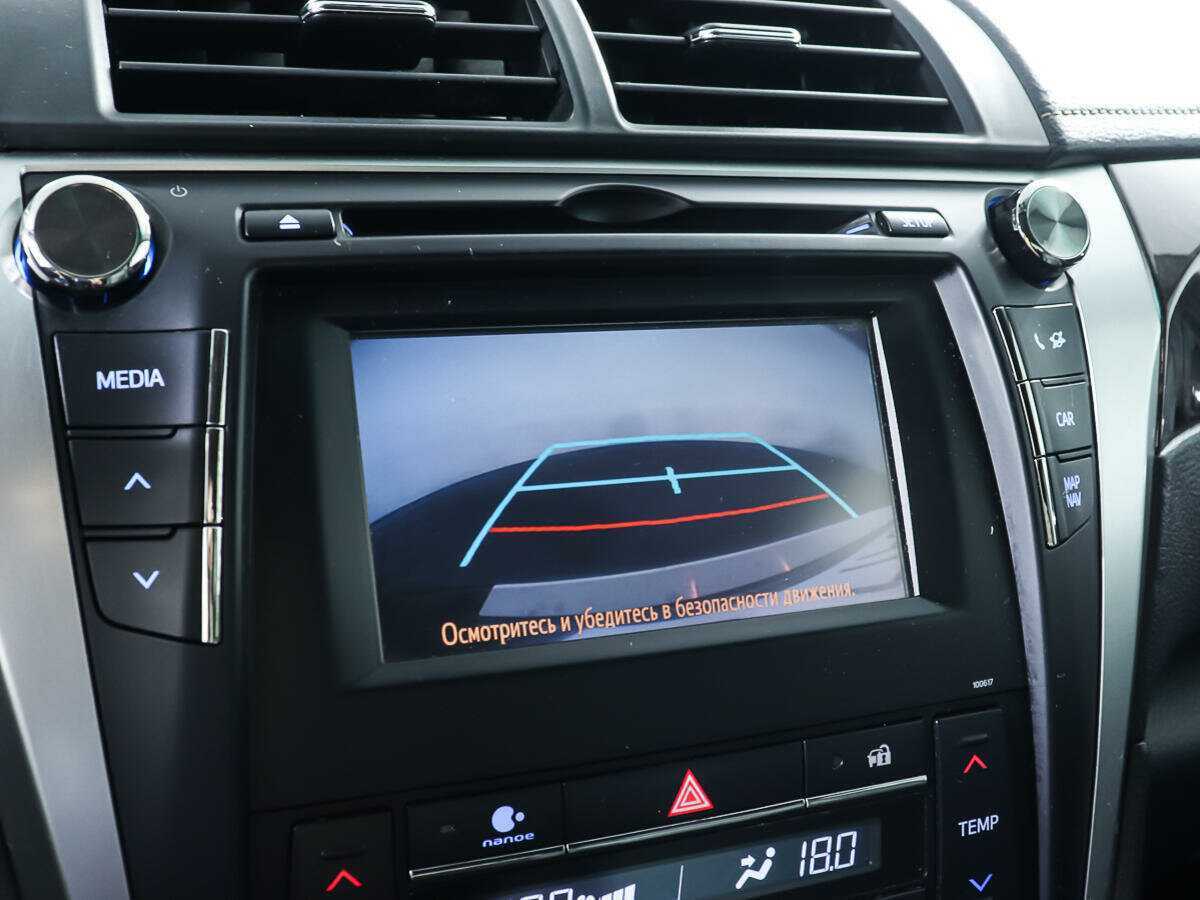 Toyota Camry с пробегом — 2016 год. Фото: #19