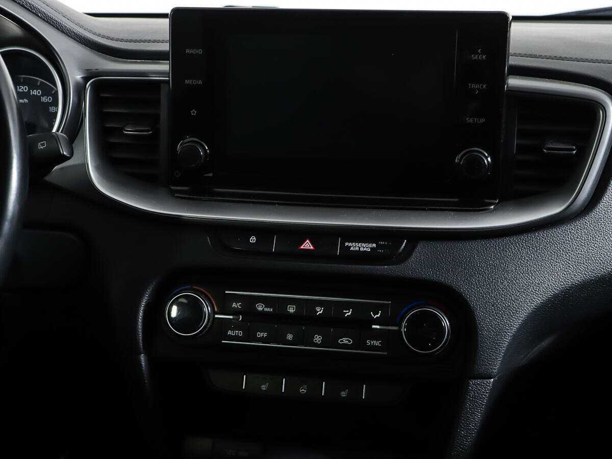 Kia Ceed с пробегом — 2021 год. Фото: #11