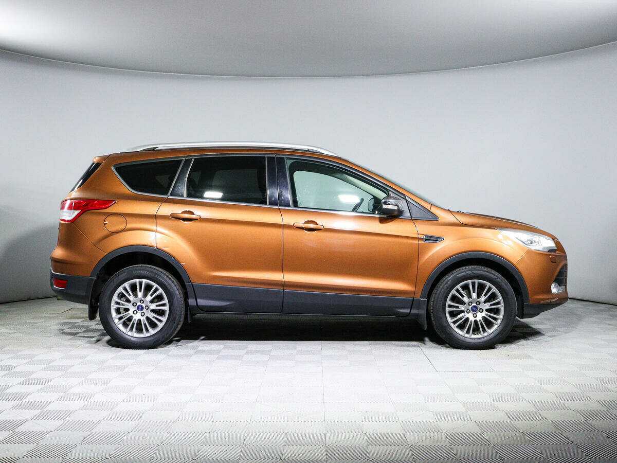 Ford Kuga с пробегом — 2014 год. Фото: #3