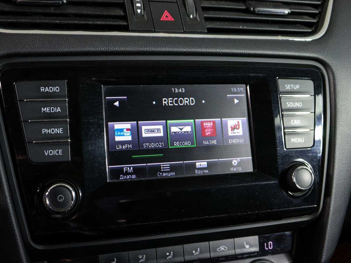 Skoda Octavia с пробегом — 2013 год. Фото: #18