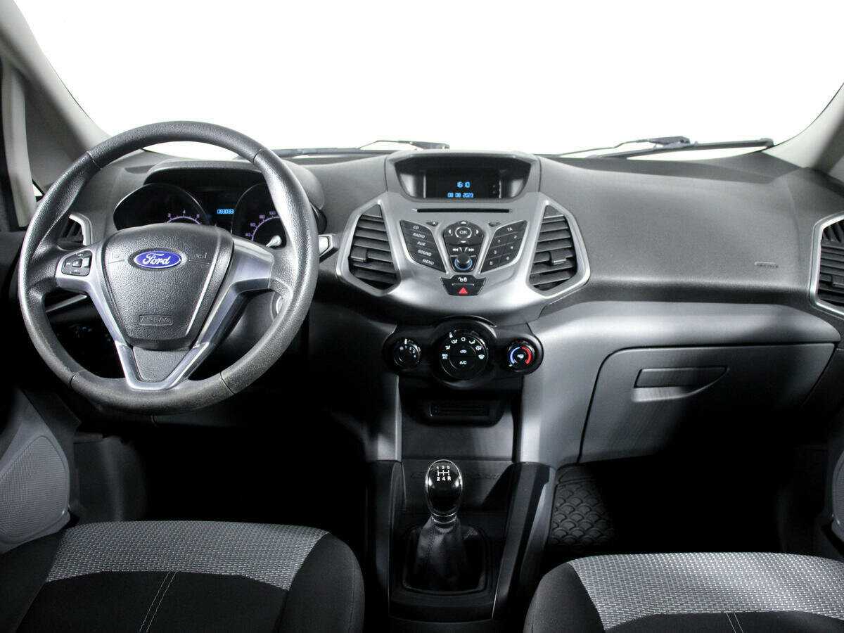 Ford EcoSport с пробегом — 2015 год. Фото: #11