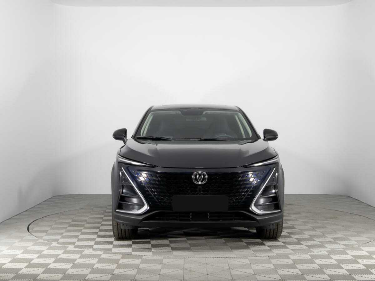 Changan UNI-T с пробегом — 2023 год. Фото: #1