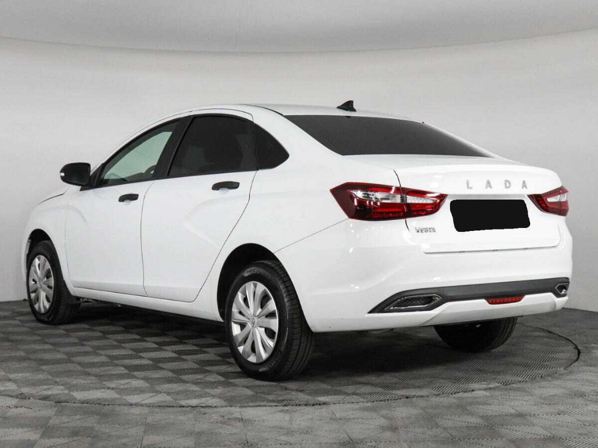 Lada (ВАЗ) Vesta с пробегом — 2024 год. Фото: #6