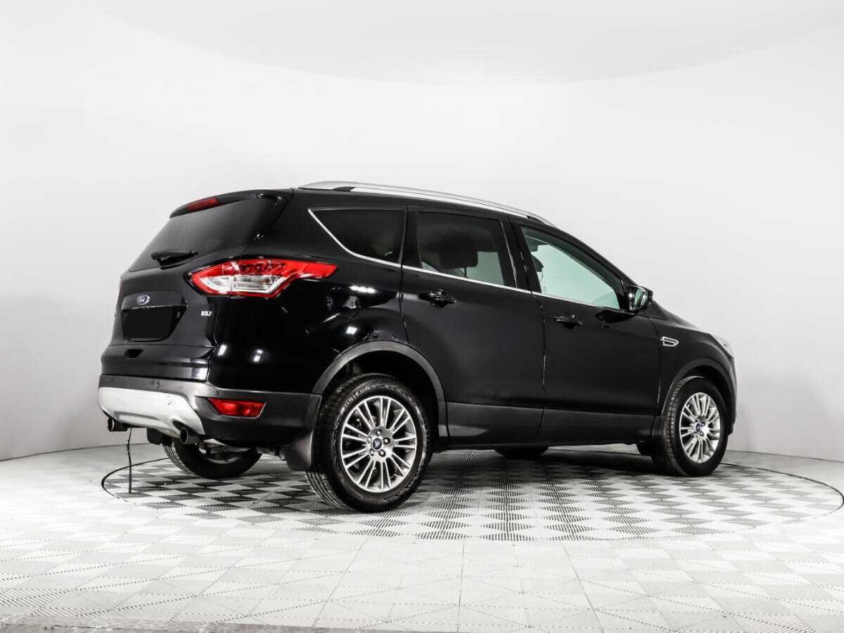 Ford Kuga с пробегом — 2014 год. Фото: #4