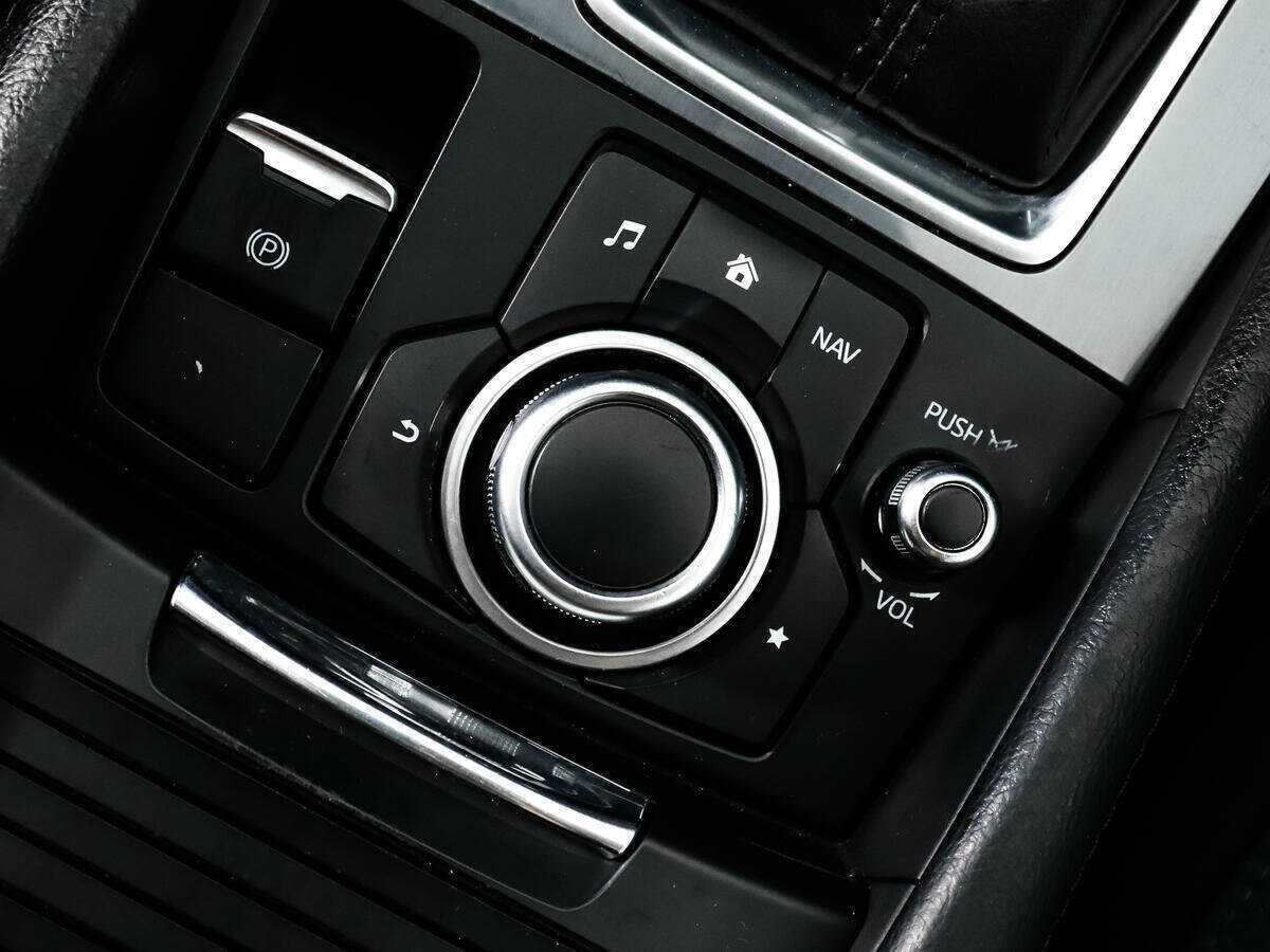 Mazda 6 с пробегом — 2017 год. Фото: #10