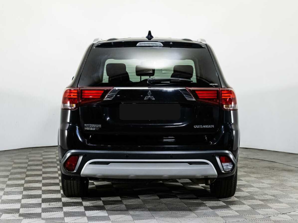 Mitsubishi Outlander с пробегом — 2019 год. Фото: #5