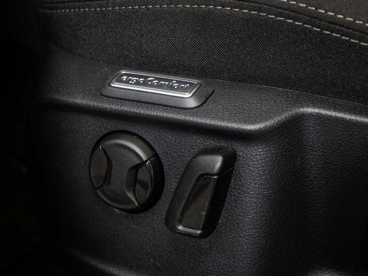 Volkswagen Passat с пробегом — 2016 год. Фото: #15