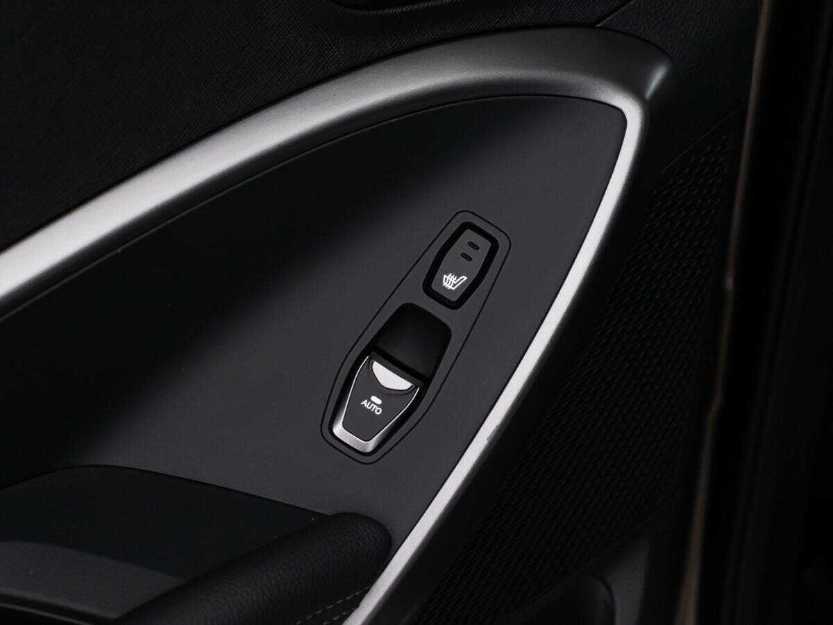 Hyundai Santa Fe с пробегом — 2015 год. Фото: #17