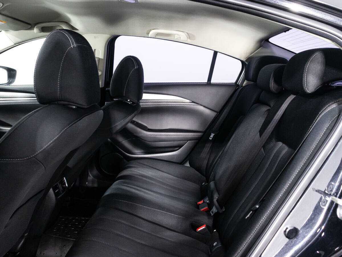 Mazda 6 с пробегом — 2019 год. Фото: #9