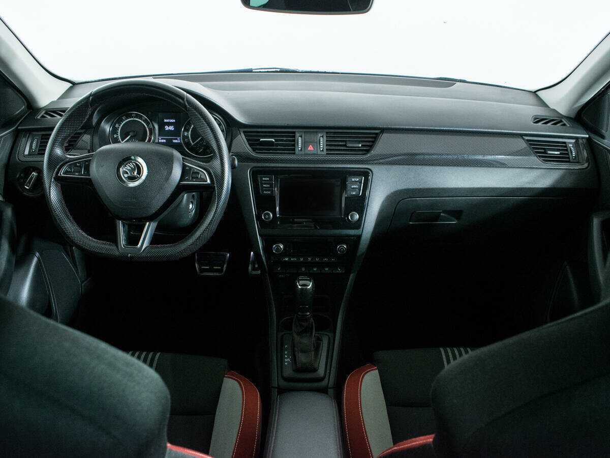 Skoda Rapid с пробегом — 2018 год. Фото: #11