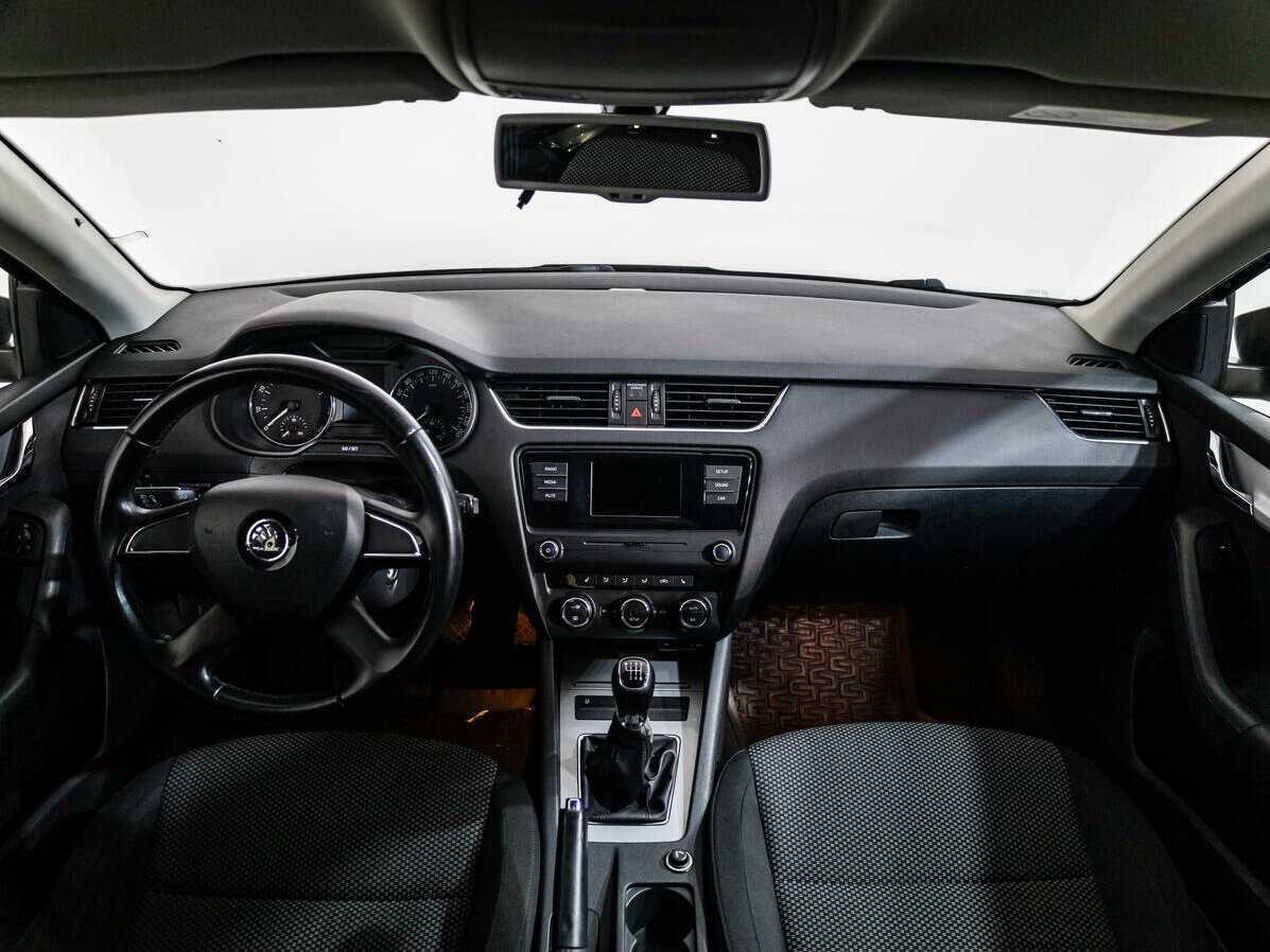 Skoda Octavia с пробегом — 2014 год. Фото: #11