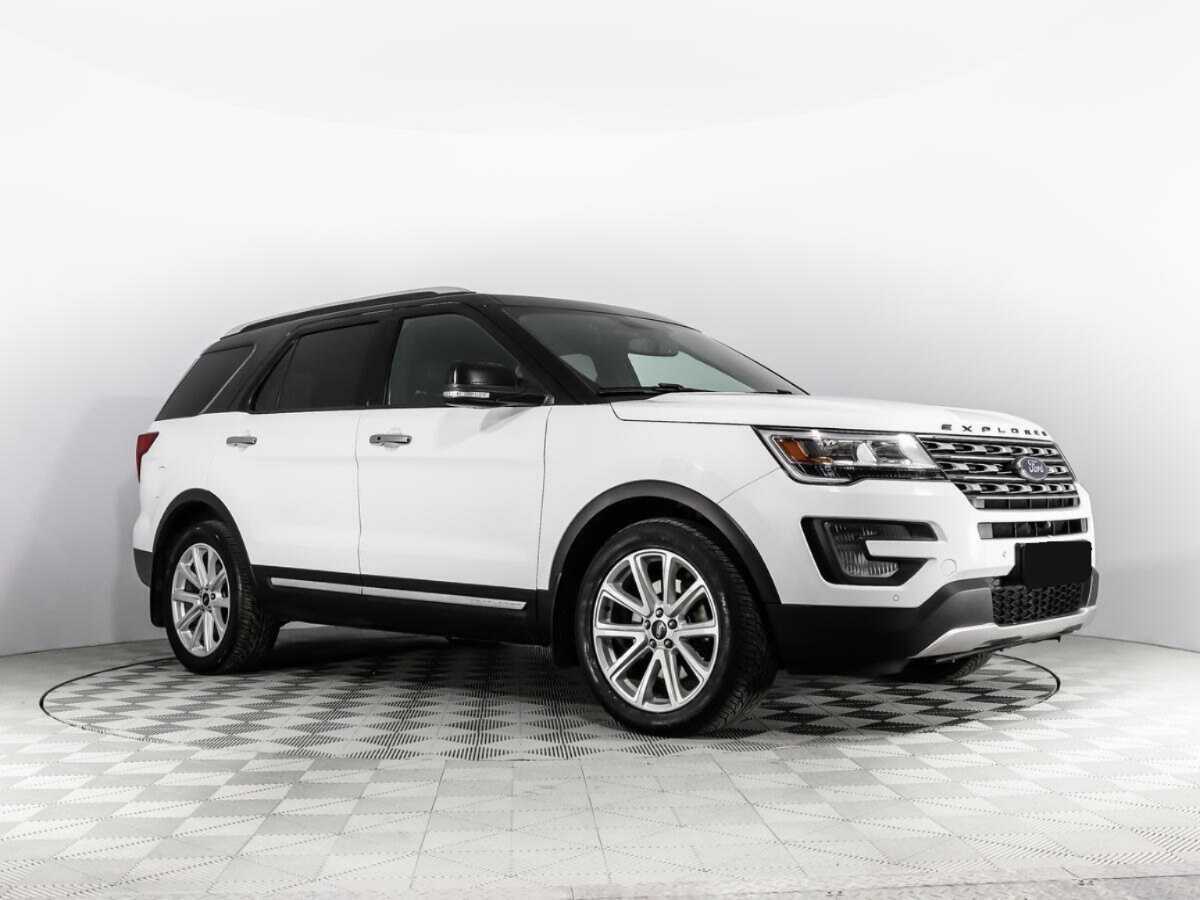 Ford Explorer с пробегом — 2017 год. Фото: #2