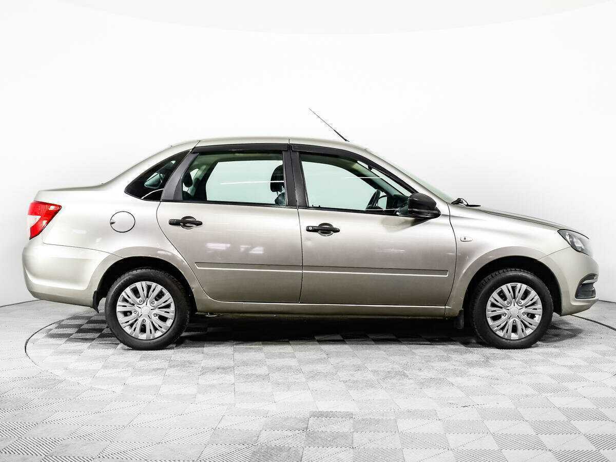 Lada (ВАЗ) Granta с пробегом — 2020 год. Фото: #3