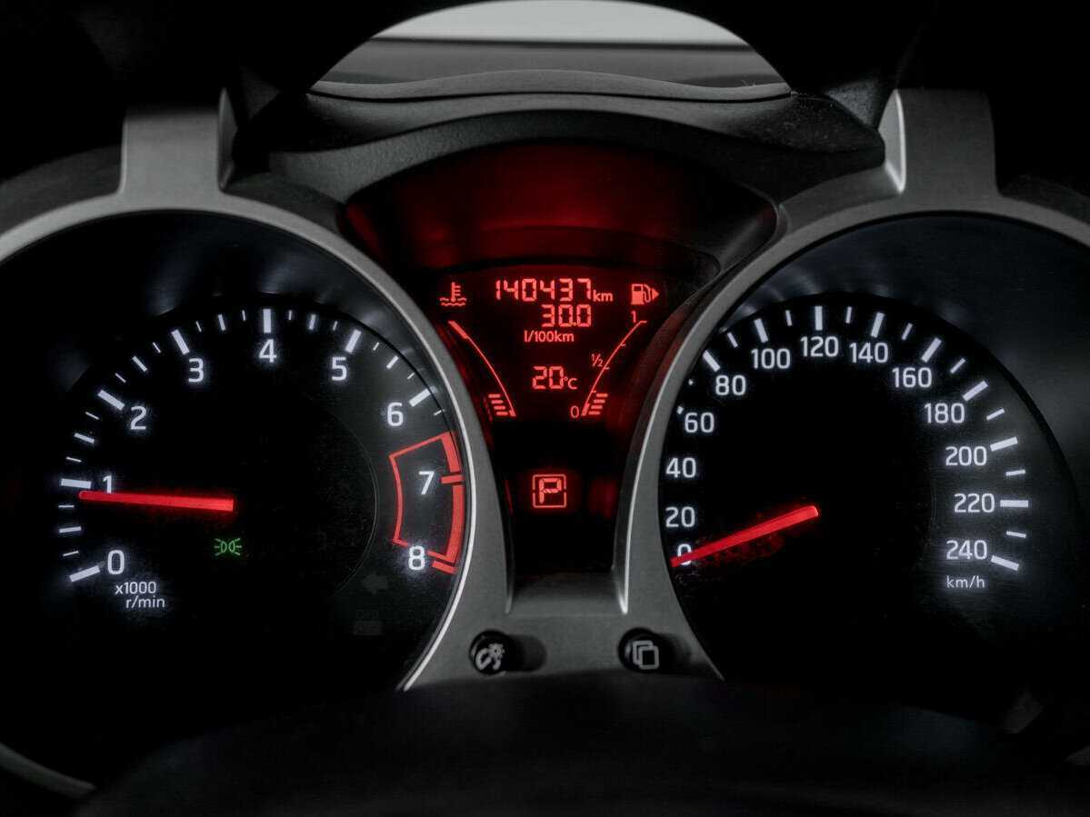 Nissan Juke с пробегом — 2013 год. Фото: #10