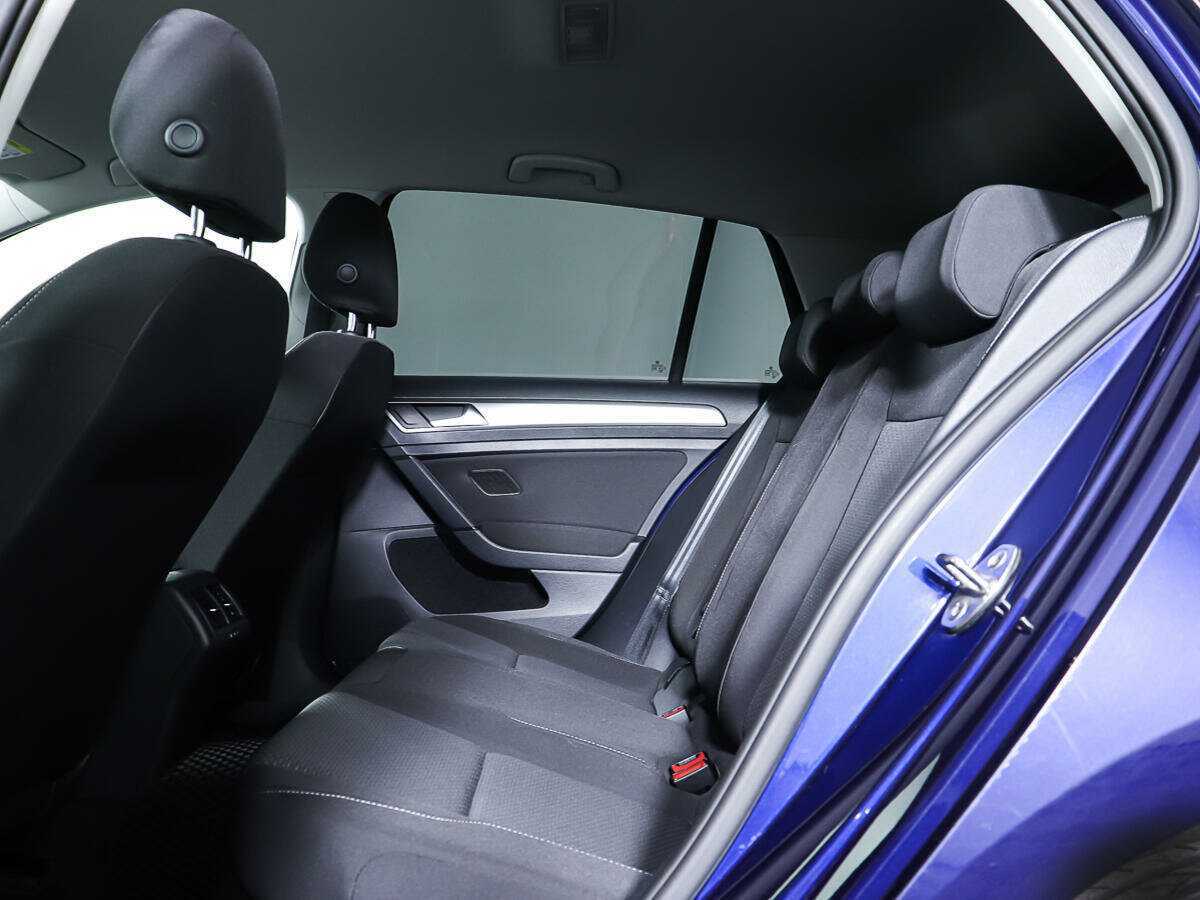 Volkswagen Golf с пробегом — 2018 год. Фото: #10