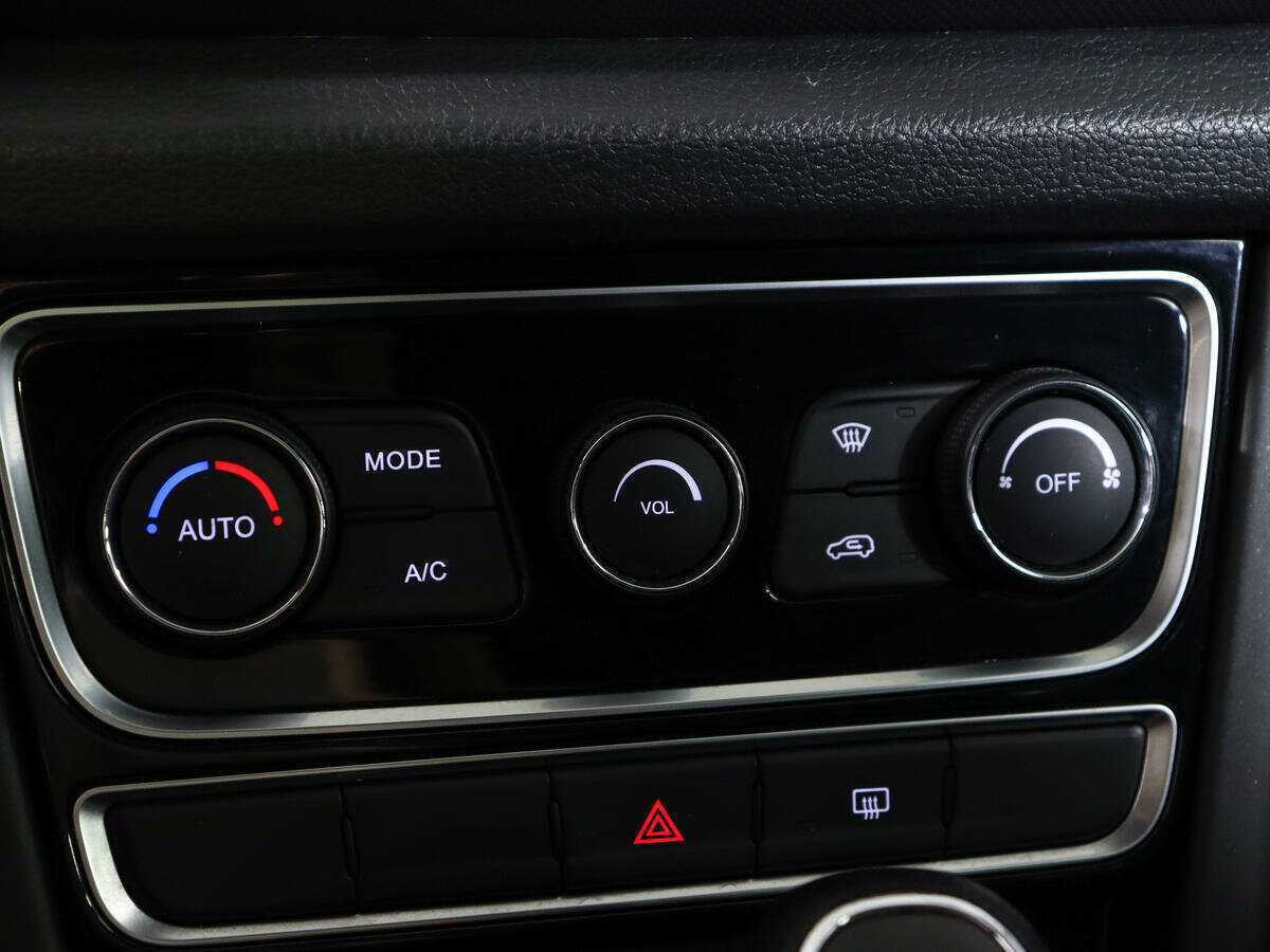 Chery Tiggo 3 с пробегом — 2017 год. Фото: #13