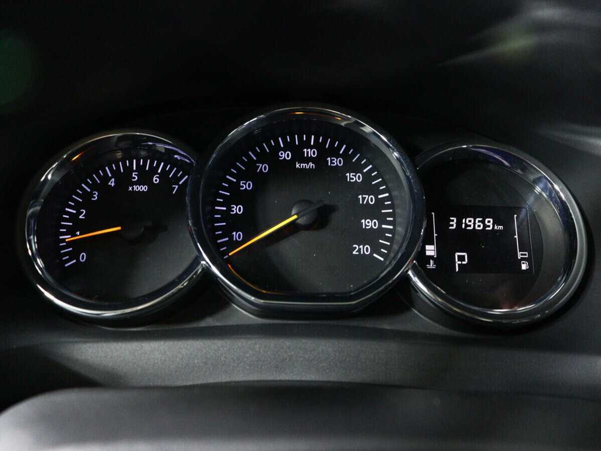 Renault Logan с пробегом — 2022 год. Фото: #8