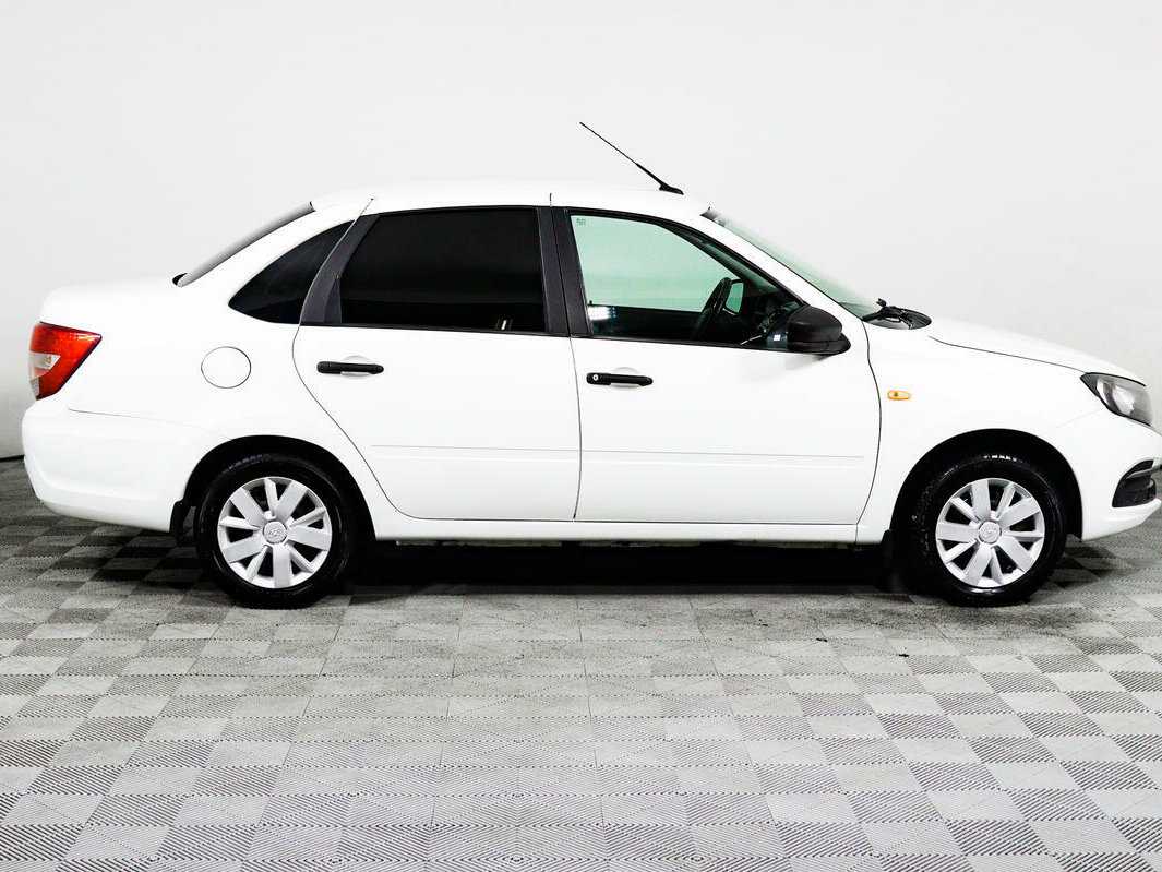 Lada (ВАЗ) Granta с пробегом — 2019 год. Фото: #3