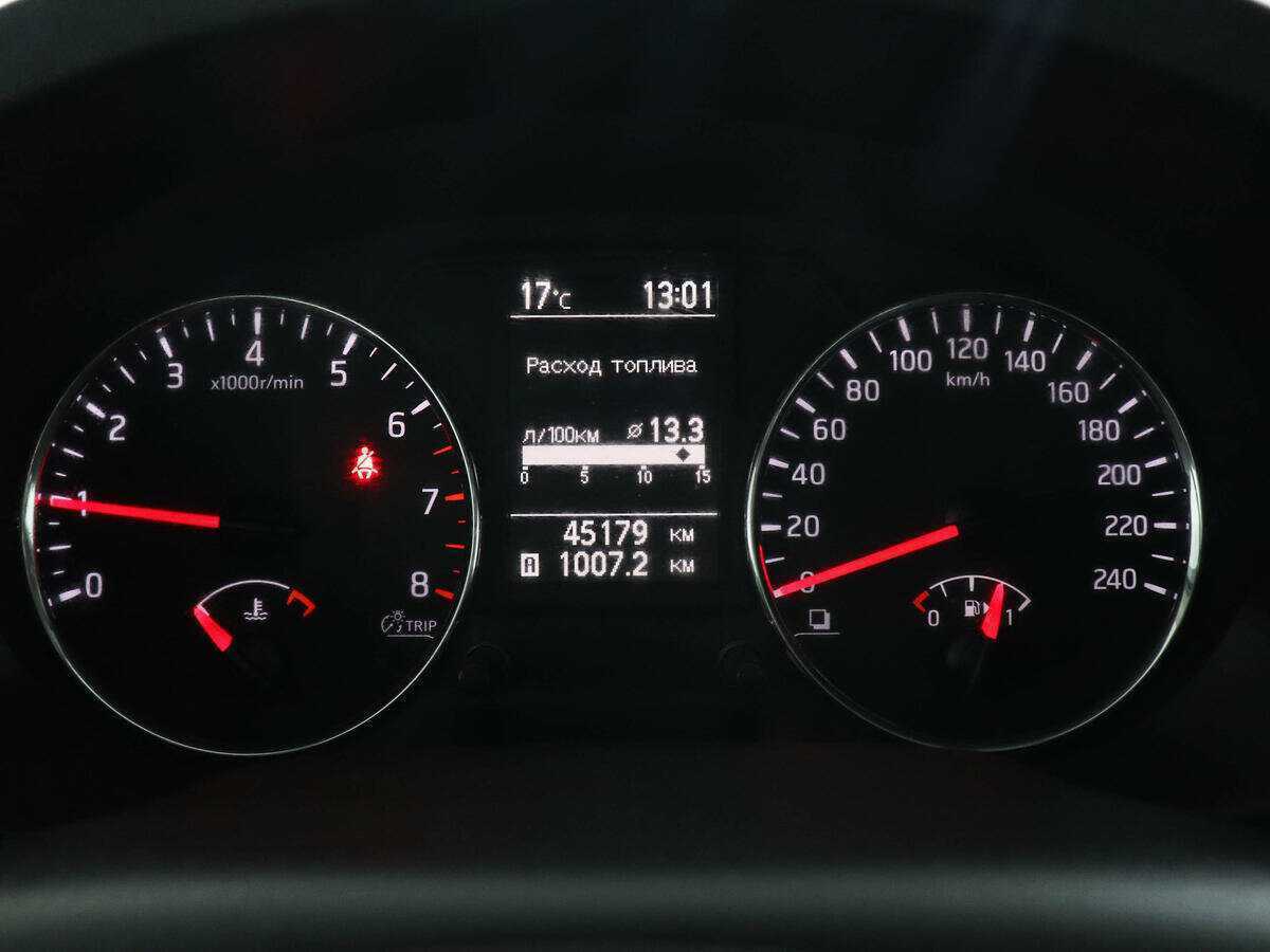 Nissan X-Trail с пробегом — 2014 год. Фото: #10