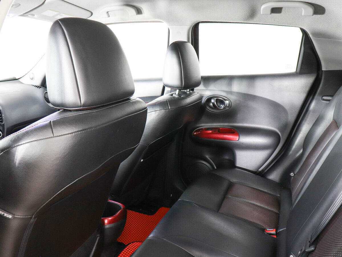 Nissan Juke с пробегом — 2012 год. Фото: #11