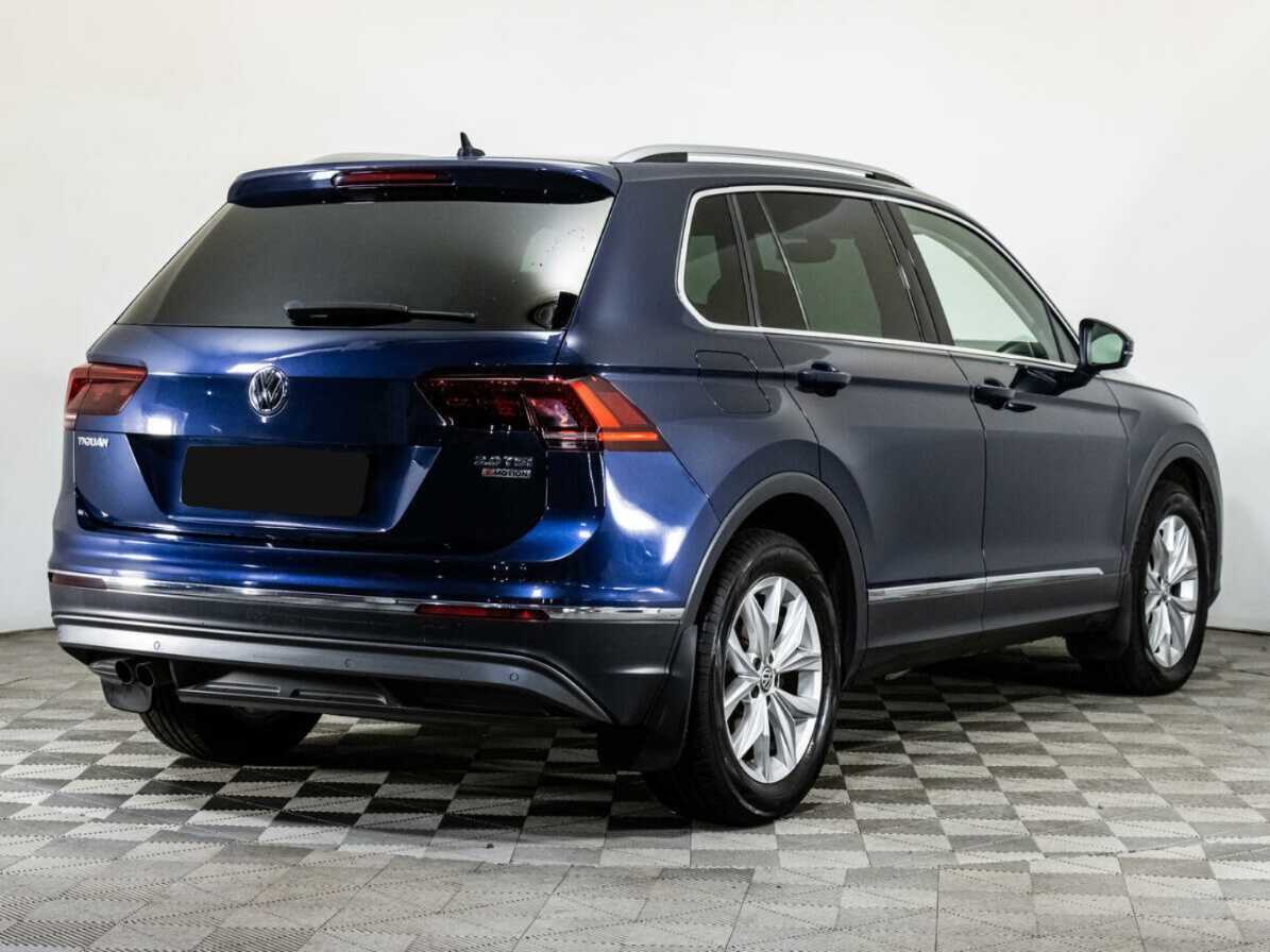 Volkswagen Tiguan с пробегом — 2017 год. Фото: #4