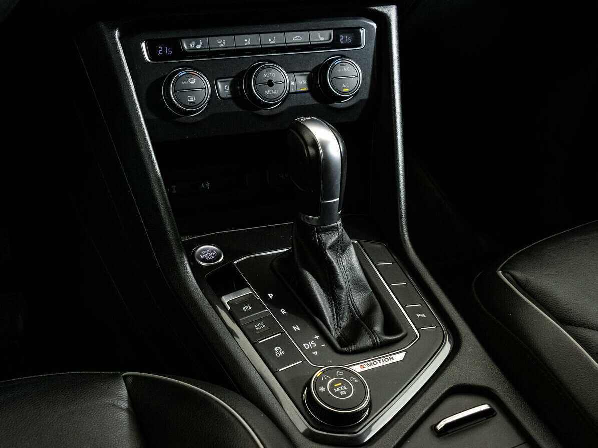 Volkswagen Tiguan с пробегом — 2017 год. Фото: #12