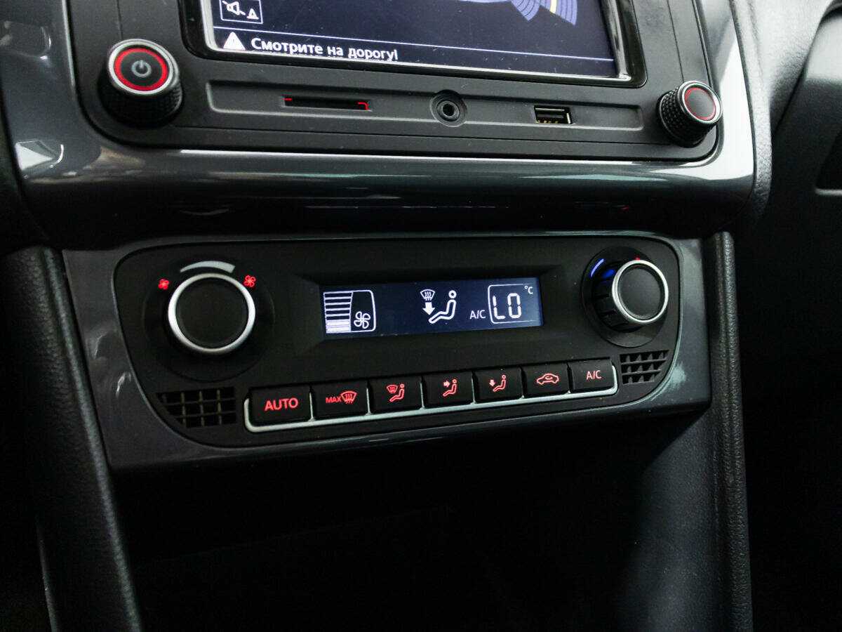 Volkswagen Polo с пробегом — 2019 год. Фото: #15