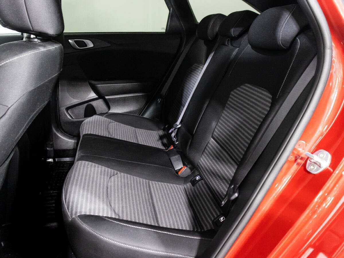 Kia Ceed с пробегом — 2022 год. Фото: #9