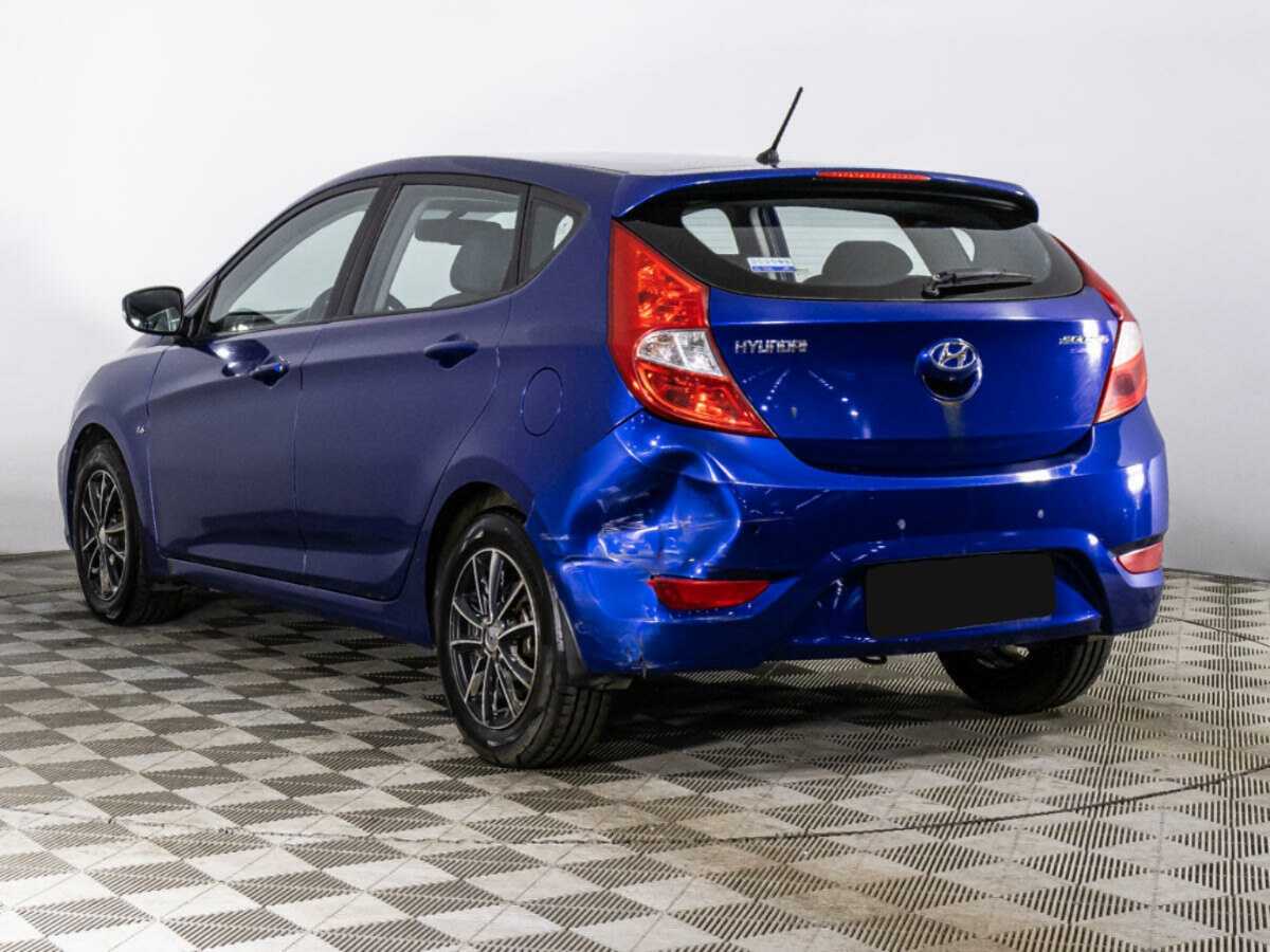 Hyundai Solaris с пробегом — 2013 год. Фото: #6