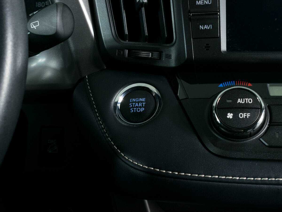 Toyota RAV4 с пробегом — 2019 год. Фото: #17