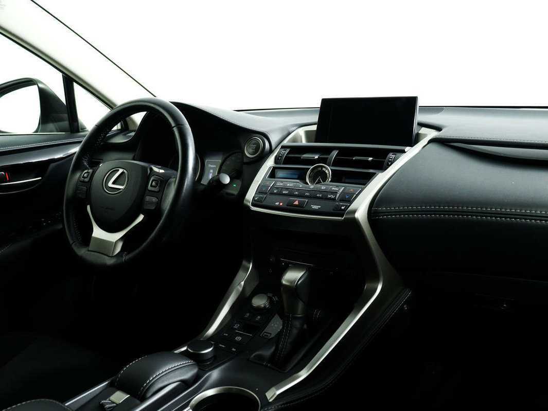 Lexus NX с пробегом — 2015 год. Фото: #8