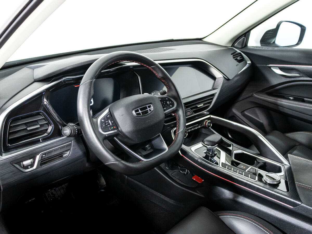 Geely Tugella с пробегом — 2022 год. Фото: #10